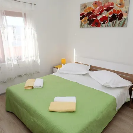 Bridgeview Apartament *