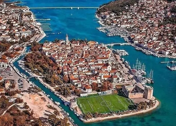 Bridgeview * Trogir