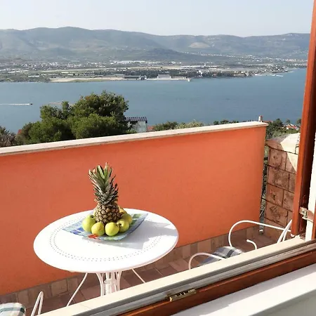 Apartment Bridgeview Trogir