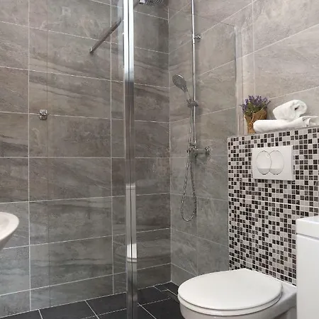 Bridgeview Apartmán *